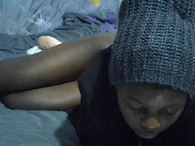 Sexybeiby1 webcam