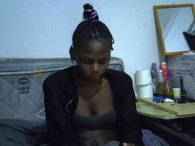 Sexybeiby1 webcam