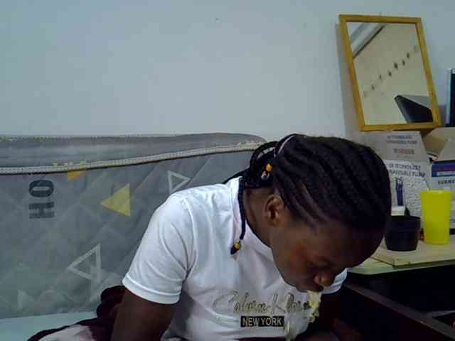 Sexybeiby1 webcam