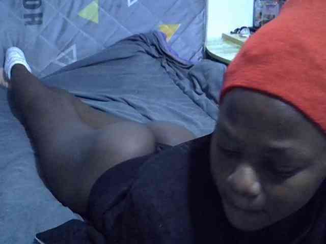 Sexybeiby1 webcam