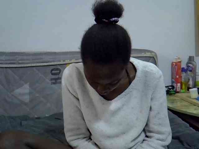 Sexybeiby1 webcam