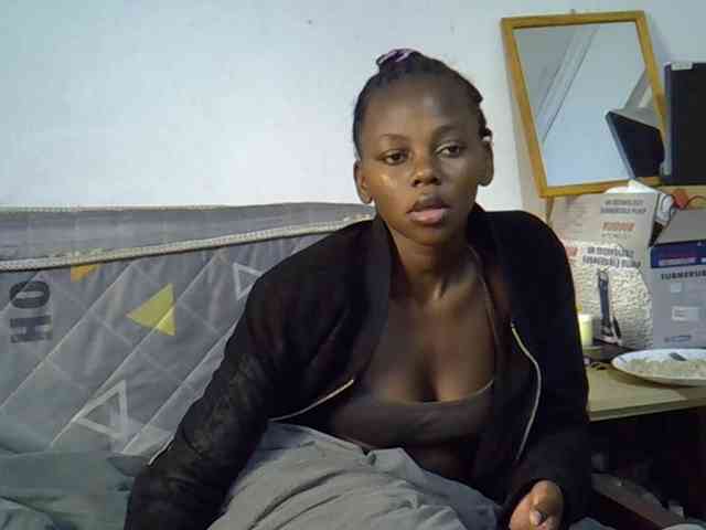 Sexybeiby1 webcam
