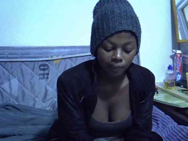 Sexybeiby1 webcam