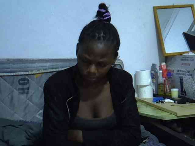 Sexybeiby1 webcam