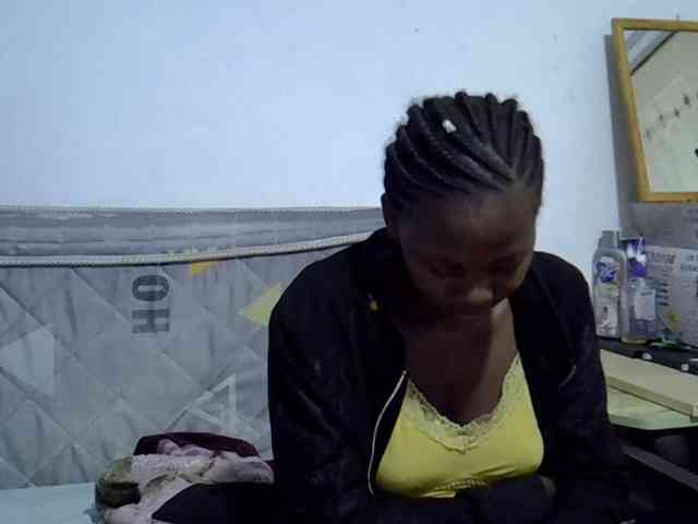 Sexybeiby1 webcam