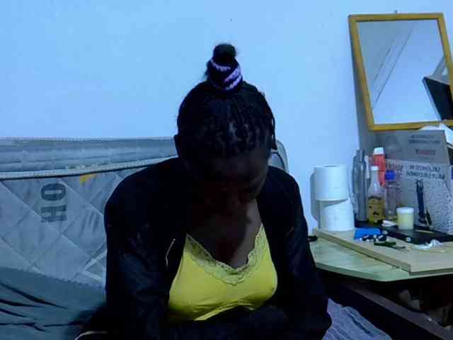 Sexybeiby1 webcam