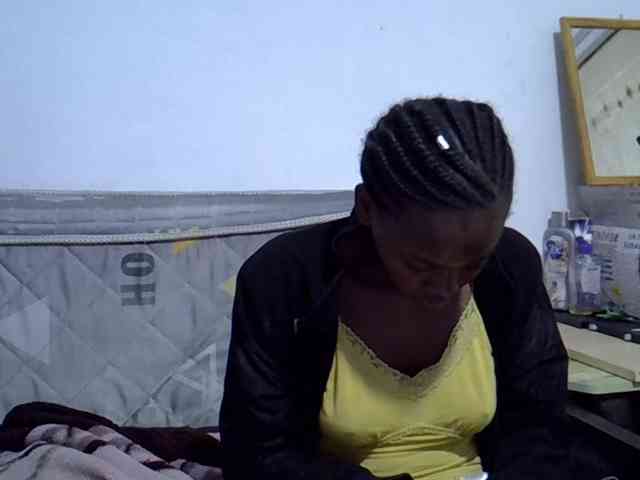 Sexybeiby1 webcam