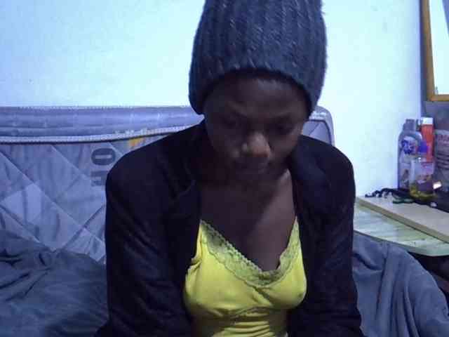 Sexybeiby1 webcam