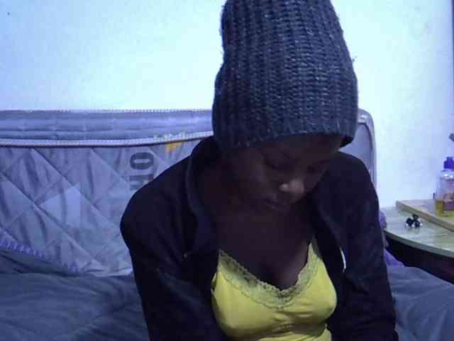 Sexybeiby1 webcam