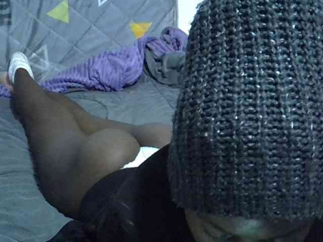 Sexybeiby1 webcam