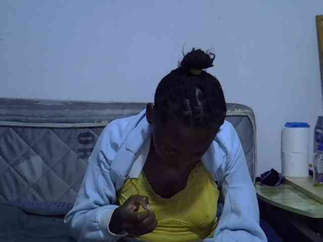 Sexybeiby1 webcam