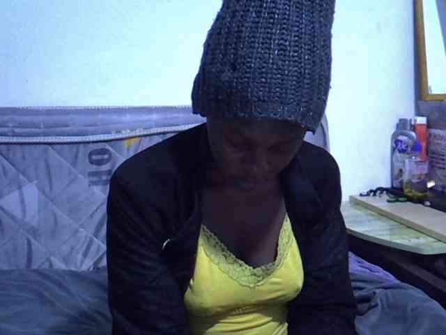 Sexybeiby1 webcam