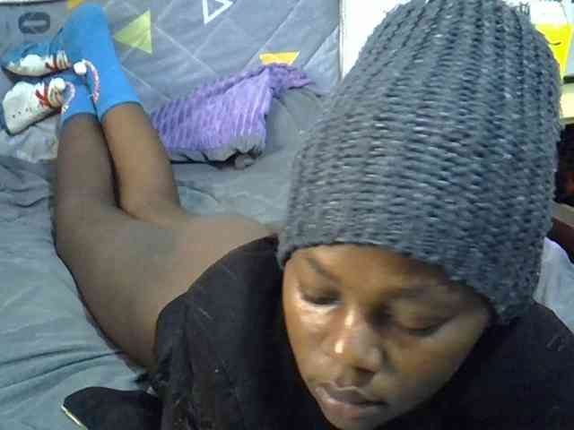 Sexybeiby1 webcam