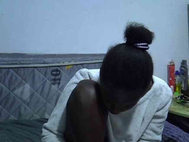 Sexybeiby1 webcam