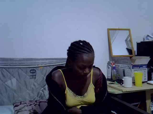 Sexybeiby1 webcam