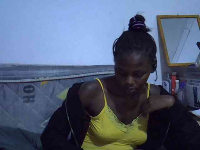 Sexybeiby1 webcam
