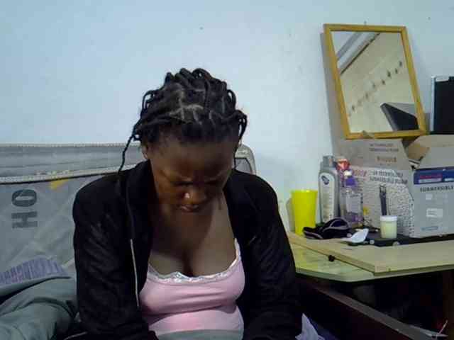 Sexybeiby1 webcam