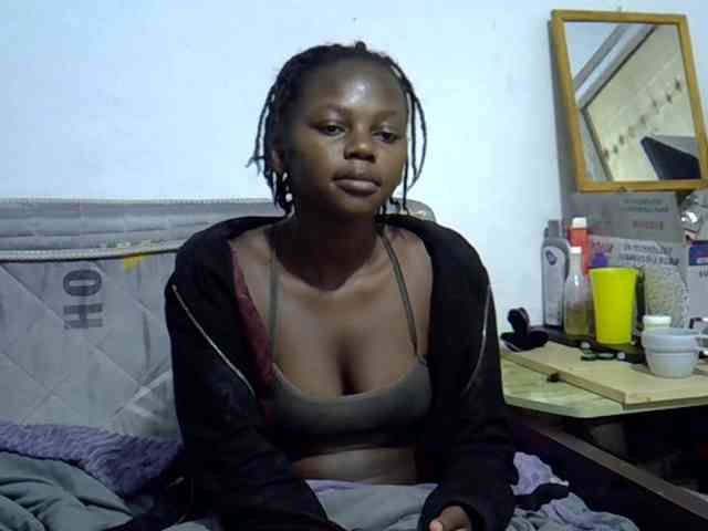 Sexybeiby1 webcam