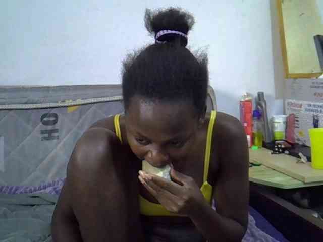 Sexybeiby1 webcam