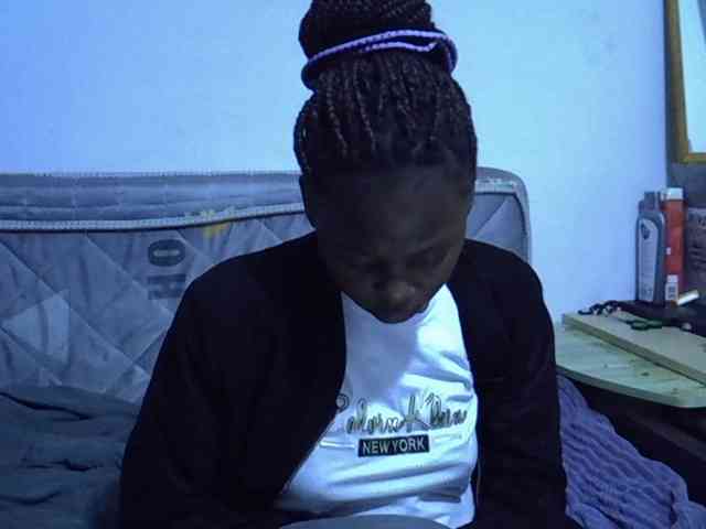 Sexybeiby1 webcam