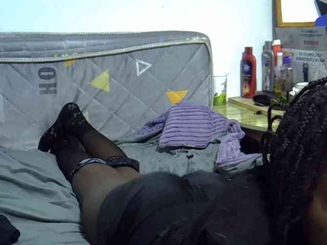 Sexybeiby1 webcam