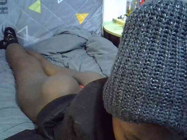 Sexybeiby1 webcam