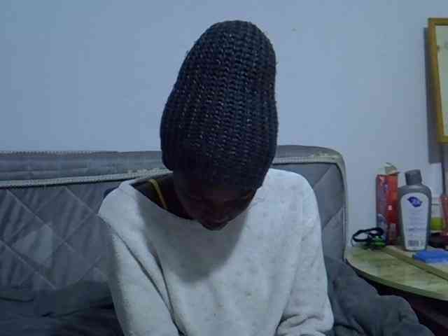 Sexybeiby1 webcam