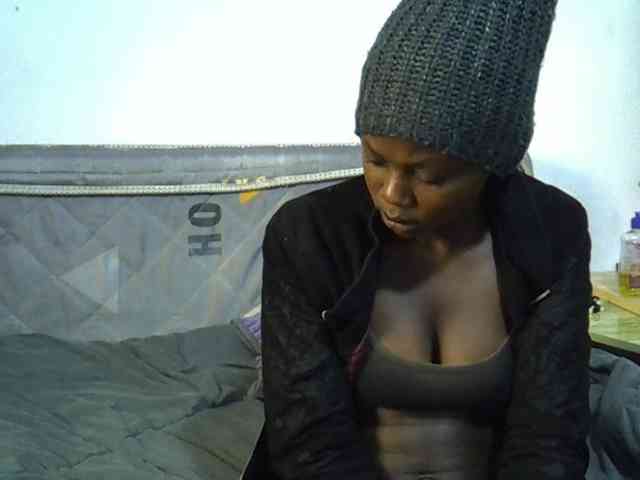 Sexybeiby1 webcam