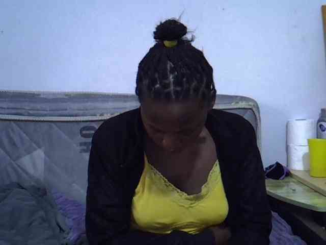 Sexybeiby1 webcam
