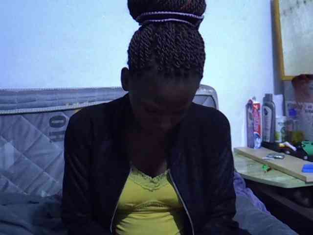 Sexybeiby1 webcam