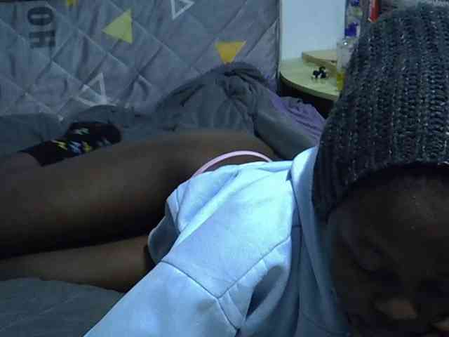 Sexybeiby1 webcam