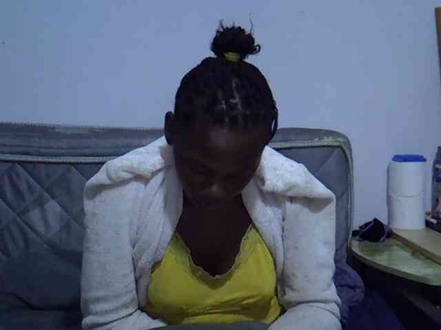 Sexybeiby1 webcam