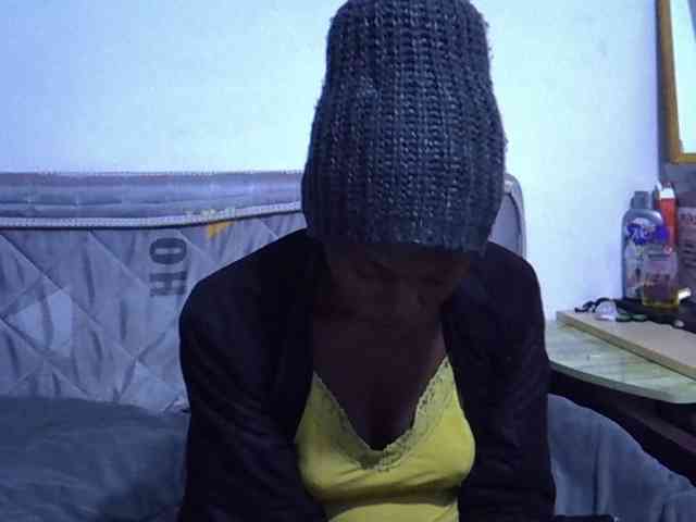 Sexybeiby1 webcam