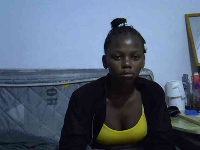 Sexybeiby1 webcam