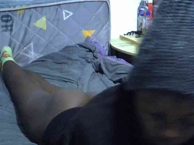 Sexybeiby1 webcam