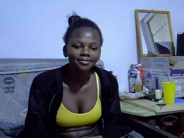 Sexybeiby1 webcam