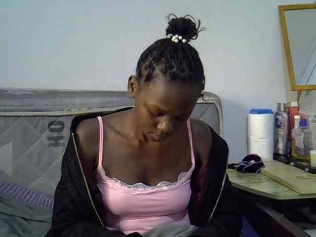 Sexybeiby1 webcam