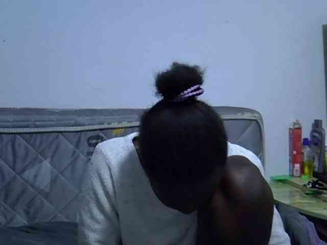 Sexybeiby1 webcam