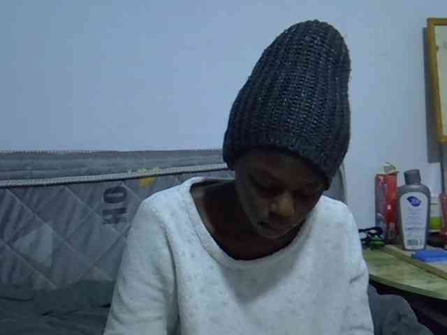 Sexybeiby1 webcam