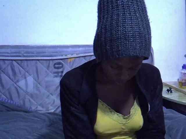 Sexybeiby1 webcam