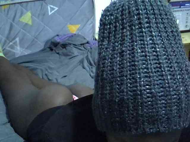 Sexybeiby1 webcam