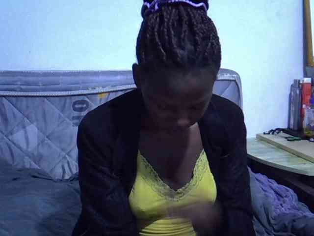 Sexybeiby1 webcam