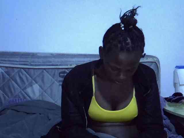 Sexybeiby1 webcam