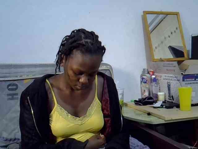 Sexybeiby1 webcam