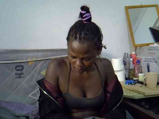 Sexybeiby1 webcam