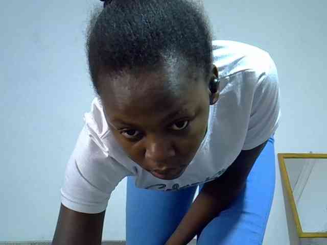 Sexybeiby1 webcam