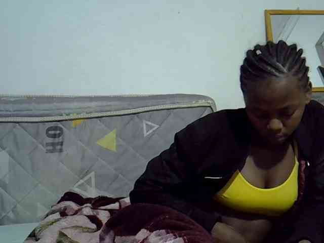Sexybeiby1 webcam