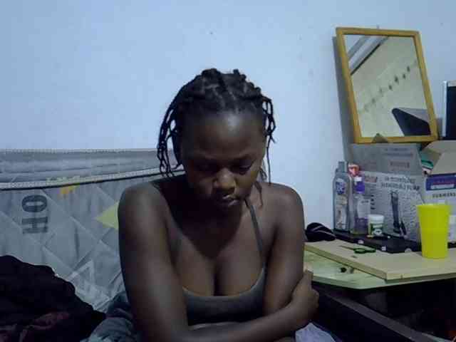 Sexybeiby1 webcam