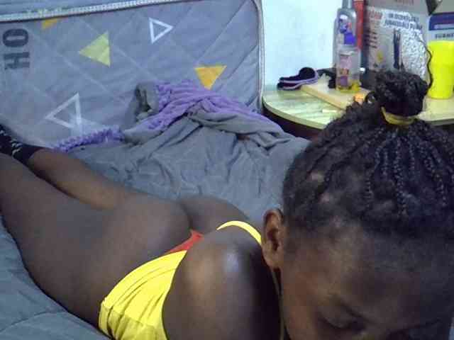Sexybeiby1 webcam
