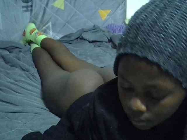 Sexybeiby1 webcam
